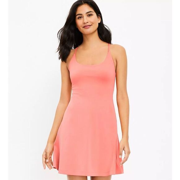 Lou & Grey Dresses & Skirts - Lou & Grey luvstretch tennis dress with built in shorts size S in coral